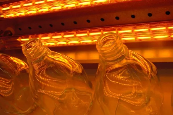 Near infrared (NIR) lamp